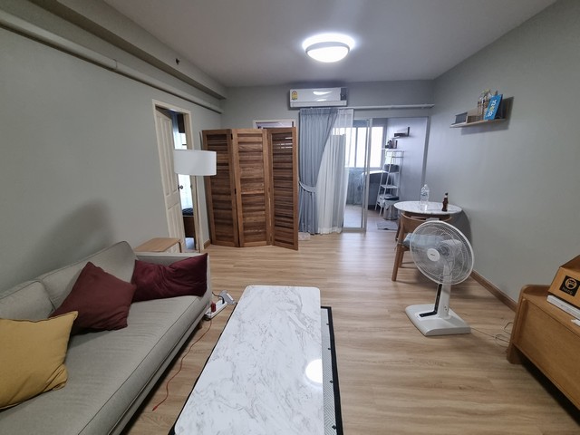 Supalai Park Ekamai Thonglor spacious private 16th floor BTS Ekkamai