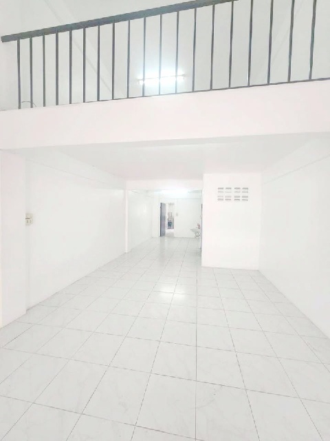 พระราม2 ซอย 30-36 บางมด  เซ็นทรัล พระราม 2 2.2 กม. BTS วุฒากาศ 4.4 กม.ให้เช่า-ขายอาคารพาณิชย์ 4 ชั้น มีดาดฟ้า 290 ตร.ม.18 ตร.วา