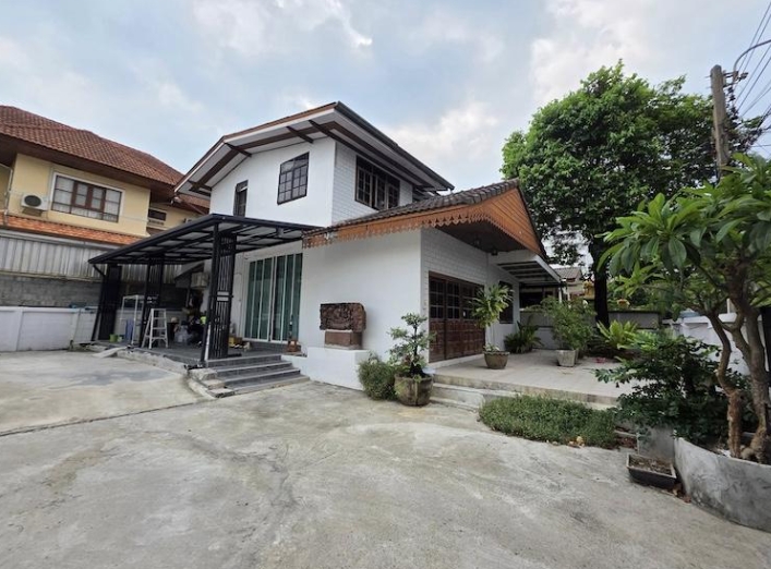 ให้เช่าบ้านเดี่ยวสุขุมวิท 101 ปุณณวิถี 31 ใกล้ BTS