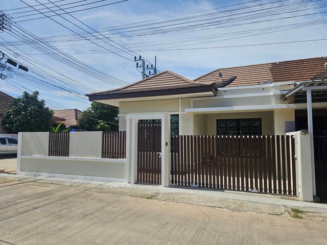 หมู่บ้านภูเก็ตแกรนด์วิวเชิงทะเล บ้านแฝดสไตล์บ้านเดี่ยวรีโนเวทใหม่หลังมุม 41.9วา 2ห้องนอน 2ห้องน้ำ ใกล้โบ๊ทอเวนิว