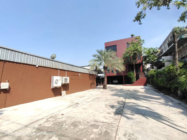 รง. โรงงานมีฝบรง.2 พร้อมทำกิจการได้เลย ถนนสุขุมวิท 400 Square Wah 10 นอน 250000 บาท ใกล้กับ ทางด่วนสุขุมวิท62 Hot