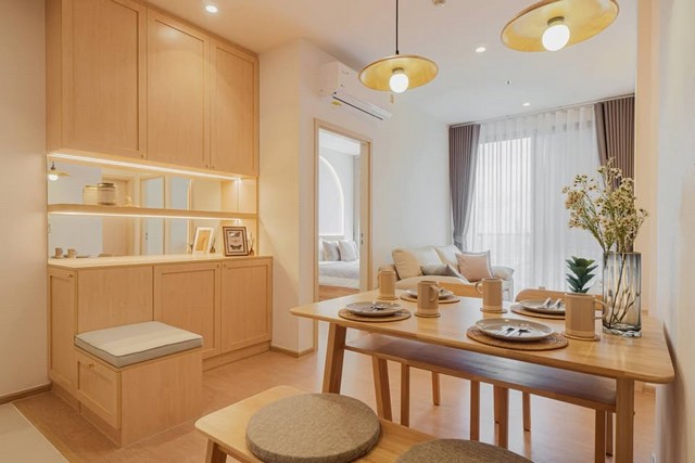 Maru Ekamai 2 spacious safe beautiful view 20th floor BTS Ekkamai