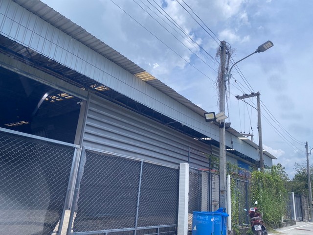 ให้เช่าโกดัง  อาคารเก็บสินค้าขนาด  250 และ 500 ตรม ซ.ห้วยกะปิ16 อ.เมือง ชลบุรี (หลังตลาดจตุจักร2)