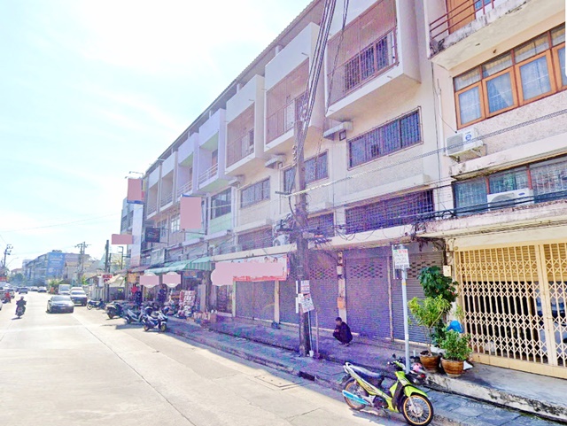 ทำร้านกัญชาได้ TOP BIG C 7-11 DIY Lotus อ่อนนุช66-72 จดทะเบียนได้ พัฒนาการ MRTศรีนครินทร์ 38 ให้เช่าอาคารพาณชิย์ 3.5 ชั้น 21ตร.วา. 261ตร.ม.