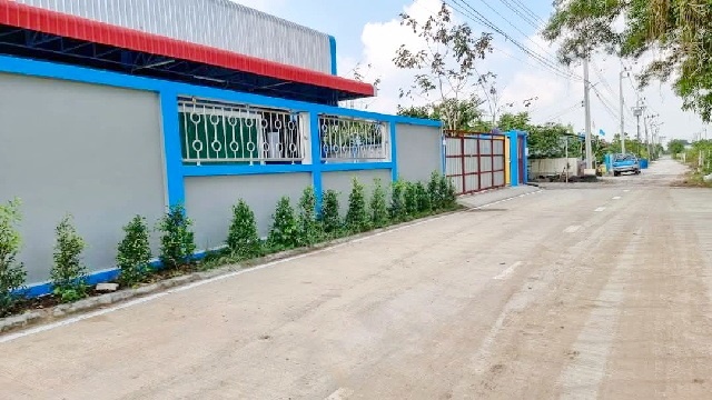 ร่มเกล้า 4.6 กม ซ.คุ้มเกล้า 1-13 MRT สุวินทวงศ์ 5.2 กม.โกดัง2ชั้น ให้เช่า stand alone ออฟฟิศ 2ห้อง 455ตร.ม.112 ตร.วา. 2 น้ำ MRTมีนบุรี 5.6