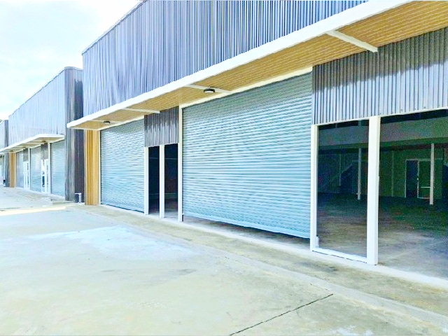 ให้เช่าโกดังสินค้า เดอะไนน์ พระราม 9 1.9 กม พร้อมออฟฟิศ  MRT หัวหมาก 400 ม. 132 ตร.ม.42 ตร.วา.1 นอน 1 น้ำ พัฒนาการ