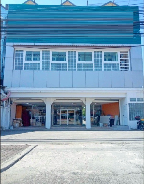 รร.นานาชาติระยอง 4.8 กม. เซ็นทรัลพลาซ่า ระยอง 3.2 กม. ห้องชุด อพาร์ทเม้นท์ 31 ตร.วา.121ตร.ม.หรูแต่งใหม่ 2 นอน 2 น้ำติดถนนใหญ่