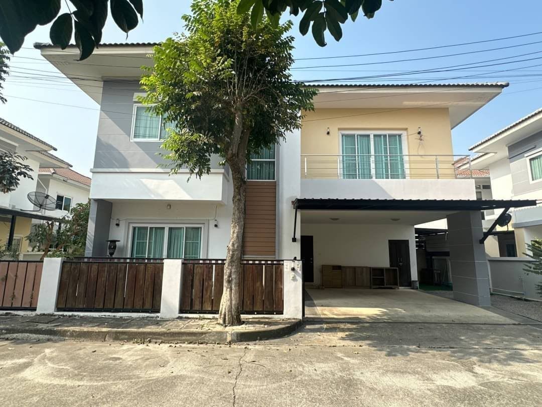 ล้านนาเฮอริเทจ #สารภี ให้เช่า 28,000 บาท บ้านเดี่ยว 2 ชั้น #เฟอร์นิเจอร์ครบ พร้อมเข้าอยู่ #ใกล้ตลาดเจริญเจริญ ใกล้นานาชาติ #Unity Concord