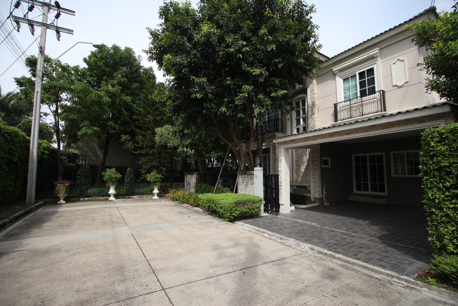 บ้าน บ้านเดี่ยวเกษตรนวมินทร์ 4นอน 120000 thb   ราคาสุดคุ้ม ใกล้คลับเฮ้าส์ สระว่ายน้ำ บ้านหัวมุมส่วนตัวสุดๆๆ