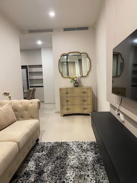 Noble Ploenchit Spacious safe clean 14th floor BTS Ploenchit