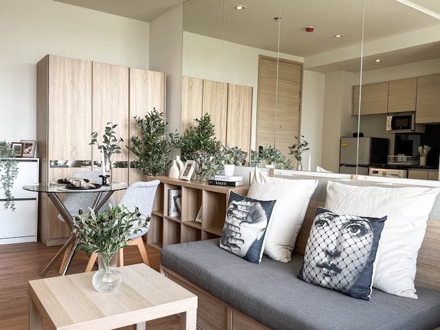 Park 24 safe private clean 4th floor BTS Phrom Phong