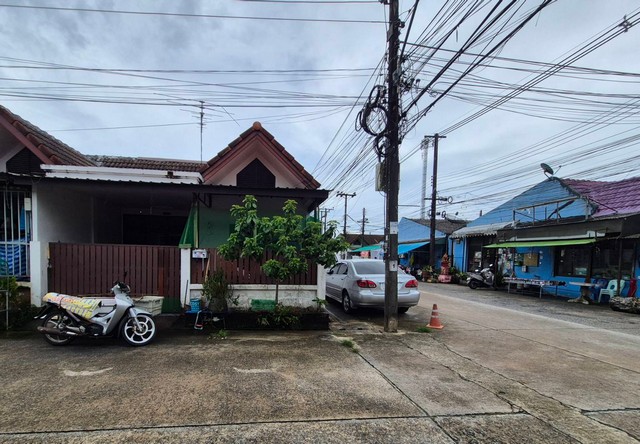 หมู่บ้านสิงห์เทาธานีภูเก็ต ทาวน์โฮมสภาพเดิมหลังมุม 18วา 2ห้องนอน 1ห้องน้ำ ใกล้ซอยน้ำตกกะทู้