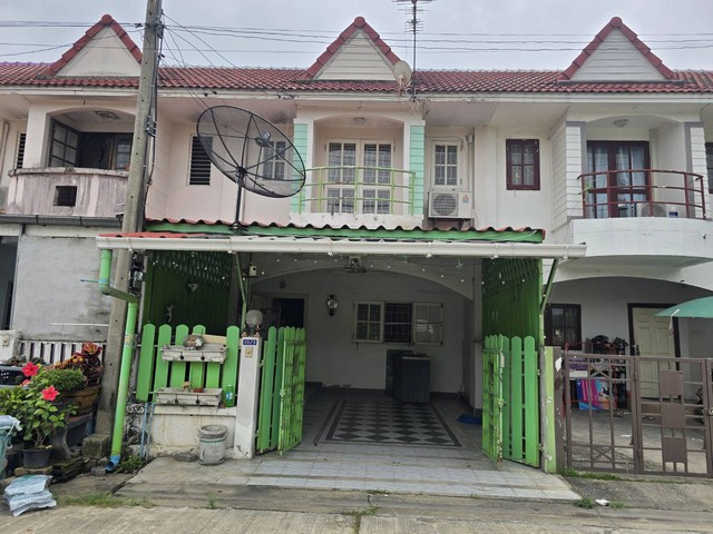 townhome - 17 ตร.วา 2นอน ใกล้ - ศูนย์ราชการแจ้งวัฒนะ - รร. หอวัง นนทบุรี - โรบินสัน ศรีสมาน -โรงเรียน พหฤทัย นนทบุรี -โรงงานซันมิเกล ทำเลทอง หน้าบ้านไม่ชนใคร อยุ่ต้นซอย
