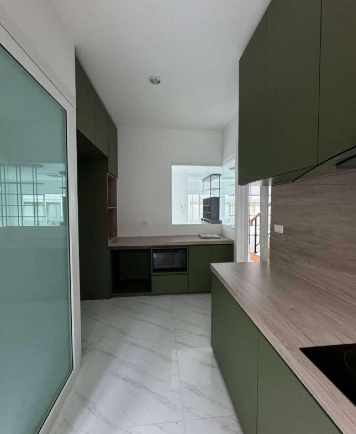 บ้าน บ้านเดี่ยวใกล้ไอคอนสยาม 95000 thb 4นอน4น้ำ พ.ท. 54 ตรว.   คุ้มทั้งอยู่คุ้มทั้งลงทุน