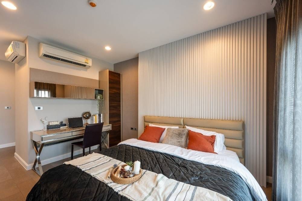 The Crest Sukhumvit 34 peaceful comfortable conveniently 12th floor BTS ThongLor