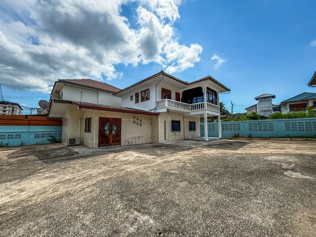 ขายบ้านนอกโครงการ บ้านเดี่ยวพร้อมที่ดิน ซ.วัดวังหิน ศรีราชา TP-H1247