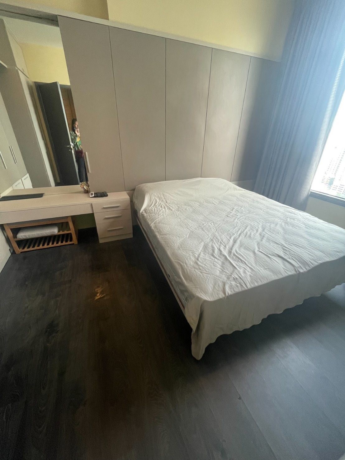 Edge Sukhumvit 23 beautiful view safe comfortable 21st floor BTS Asoke