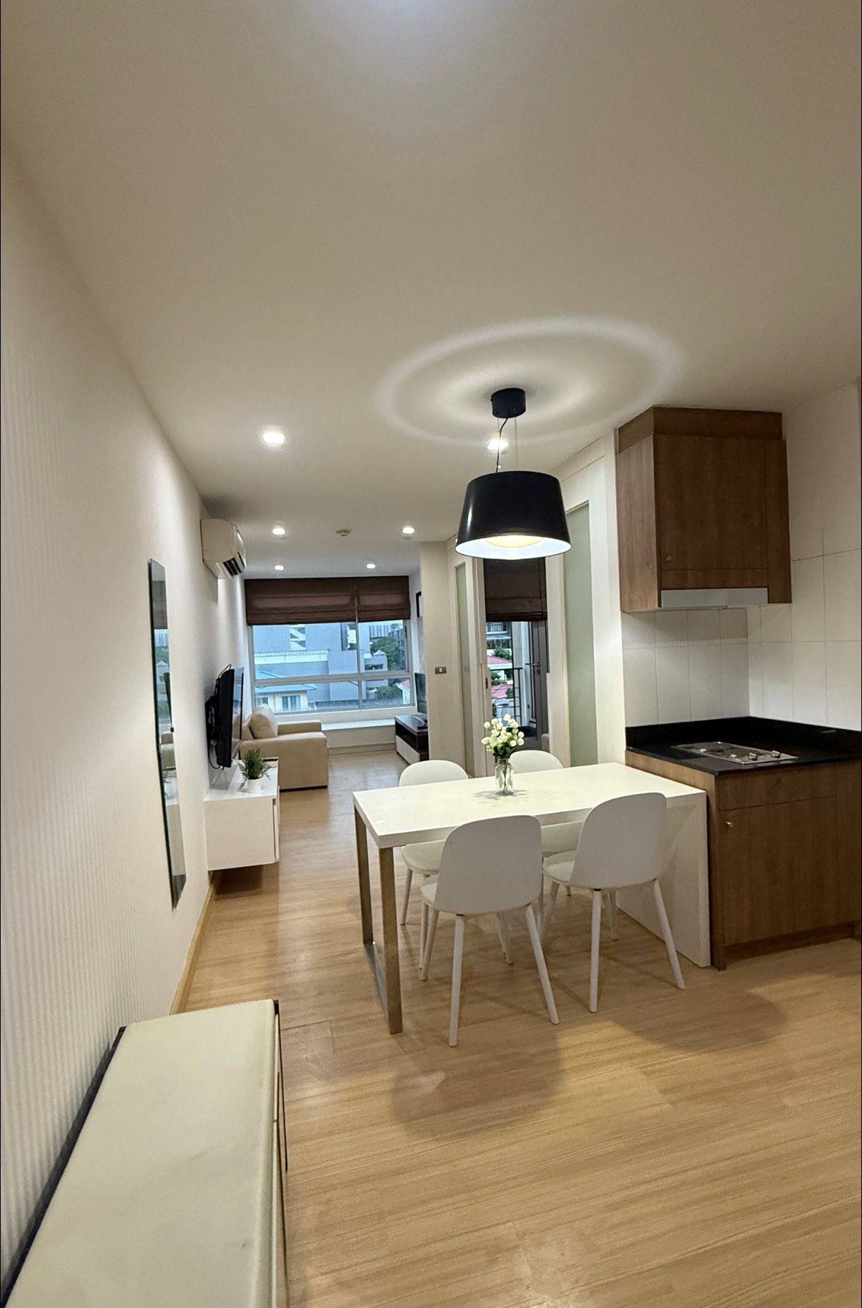 Tree Condo Ekamai safe convenient peaceful 7th floor BTS Ekkamai