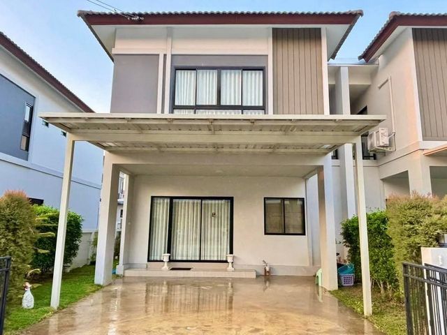 บ้านสวยให้เช่า 23,000 บาท/เดือน #กาญจน์กนกวิลล์22 #สารภี 4 นอน 3 น้ำ บ้าน 2 ชั้น #เฟอร์นิเจอร์ครบครัน มีพื้นที่รอบบ้าน เดินทางสะดวก