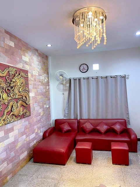 บ้านเดี่ยว 2 ชั้น MRT ลาดปลาเค้า 1.4กม. เซ็นทรัล รามอินทรา 2.3กม. 5 นอน 5 น้ำ รร.นานาชาติอิสลามกรุงเทพ 3.6 กม.65 ตร.วา.260 ตร.ม.พร้อมเฟอร์