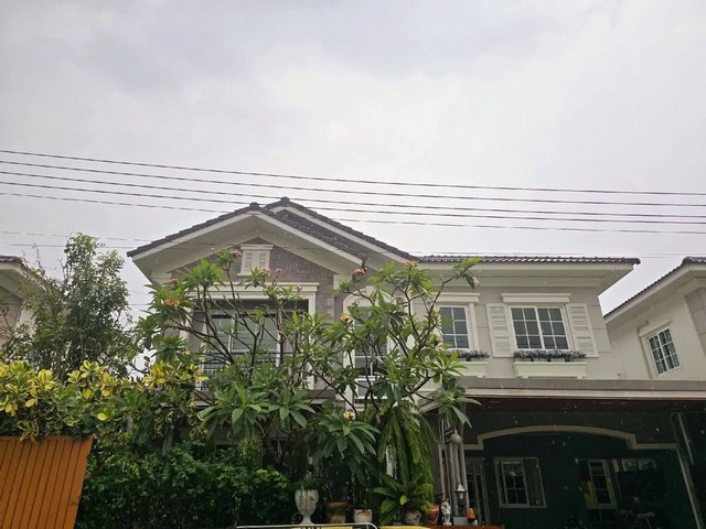 ให้เช่าบ้านตกแต่งทั้งหลัง โครงการใหม่  Prestige Future รังสิต มี Wall charges ชาร์จรถยนต์ไฟฟ้าได้ที่บ้าน