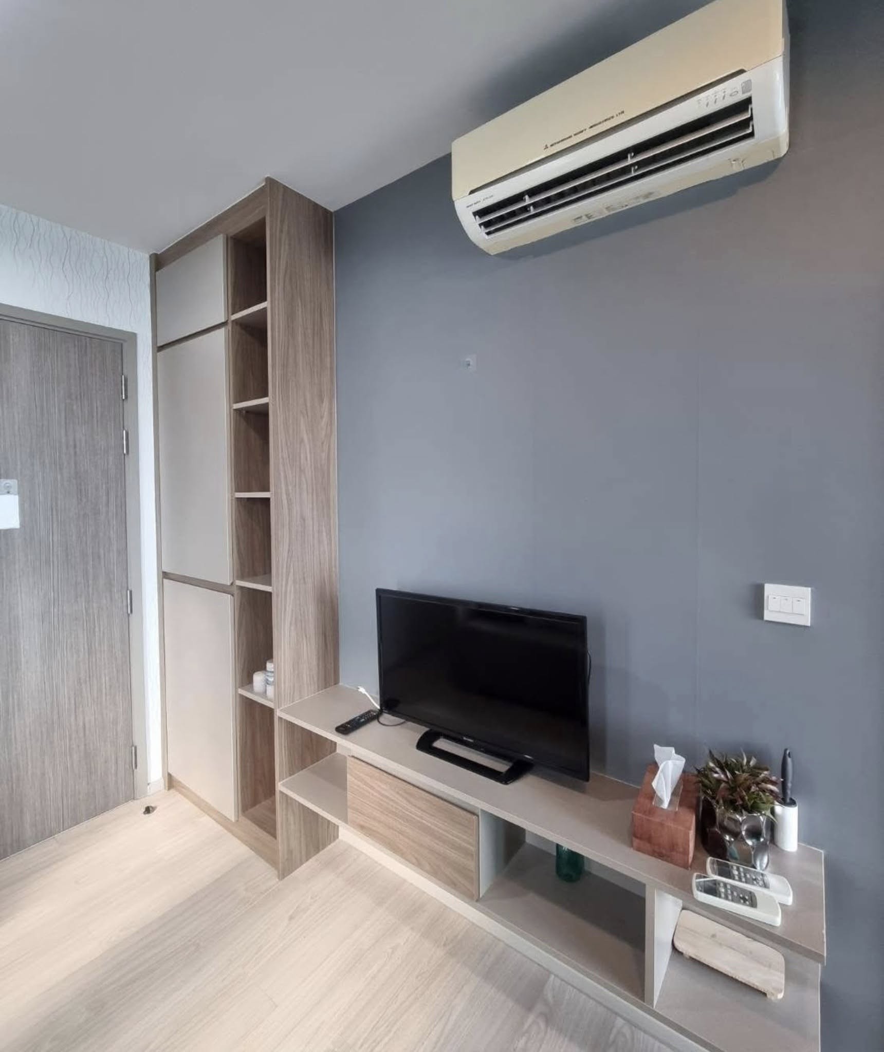 The Gallery Sukhumvit 107 private clean quiet 10th floor BTS Bearing